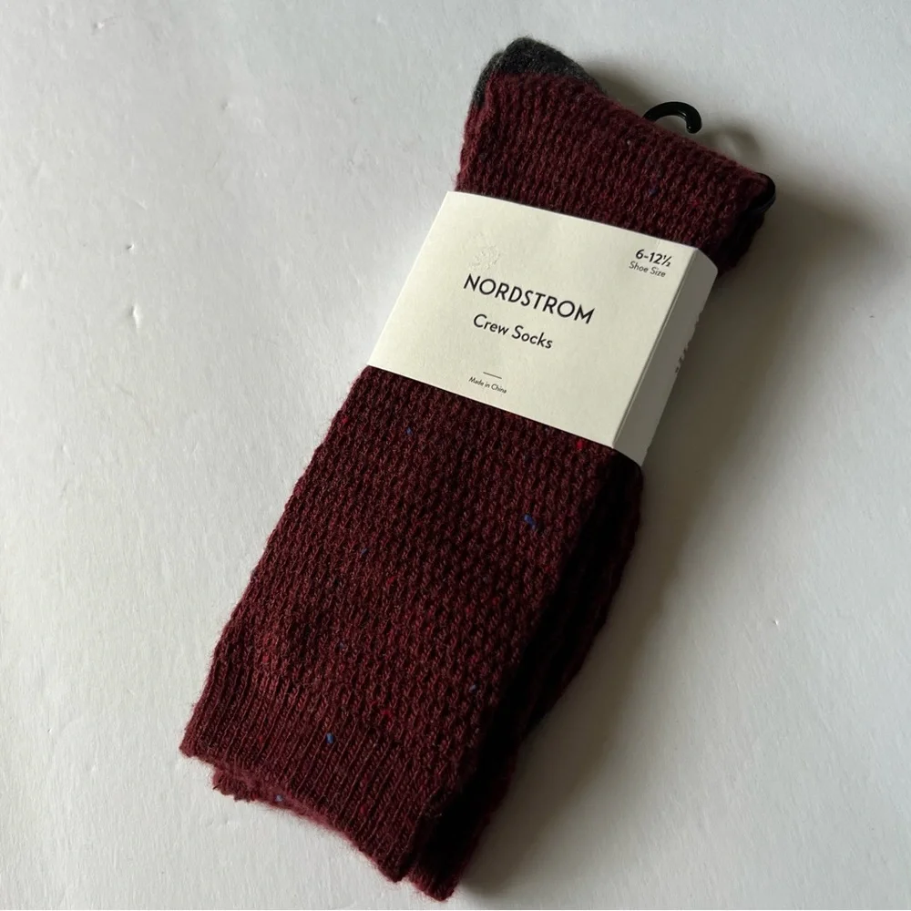 NORDSTROM MENS CREW SOCKS ACRYLIC/WOOL BLEND RED GRAPE HEATHER OS NWT